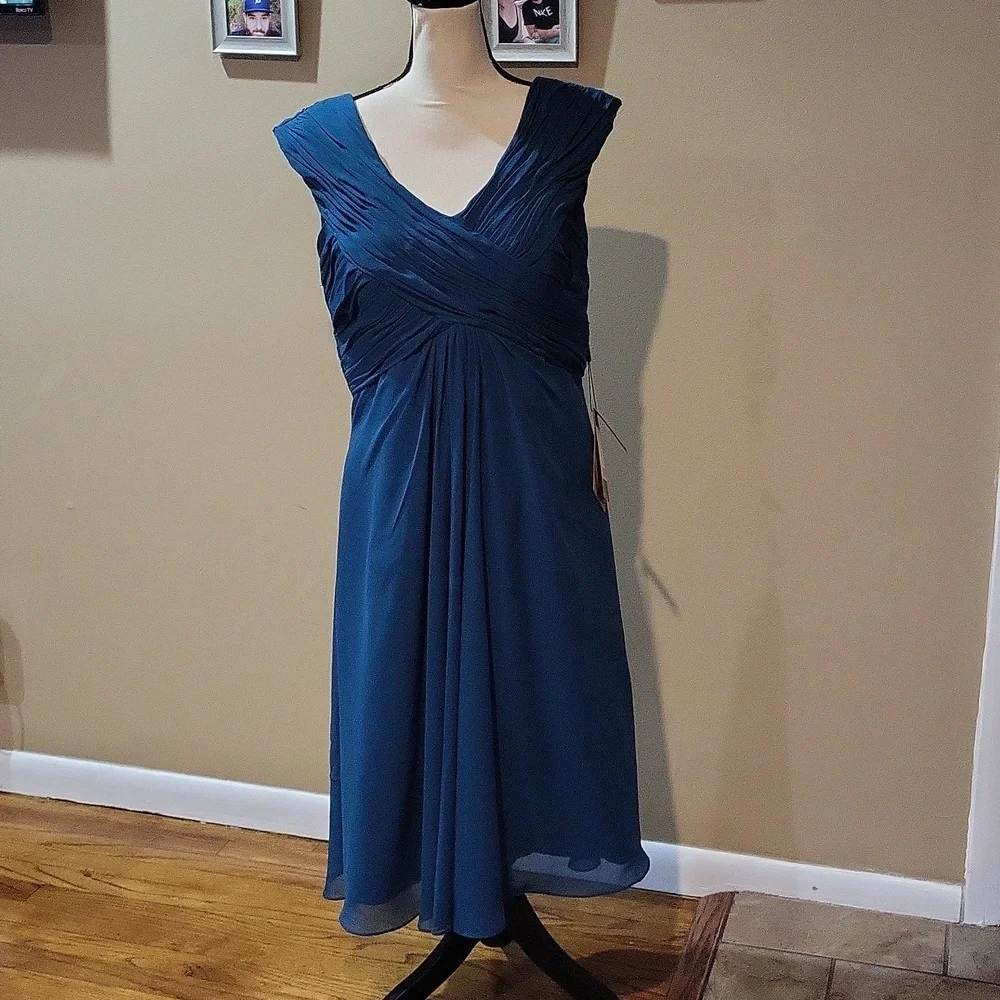 Light In The Box Dress - Picture 1 of 16